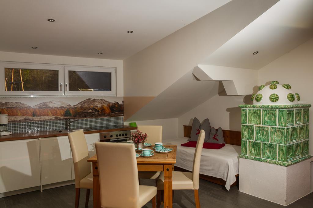 Haus Hirschpoint Hotel Faistenau Quarto foto